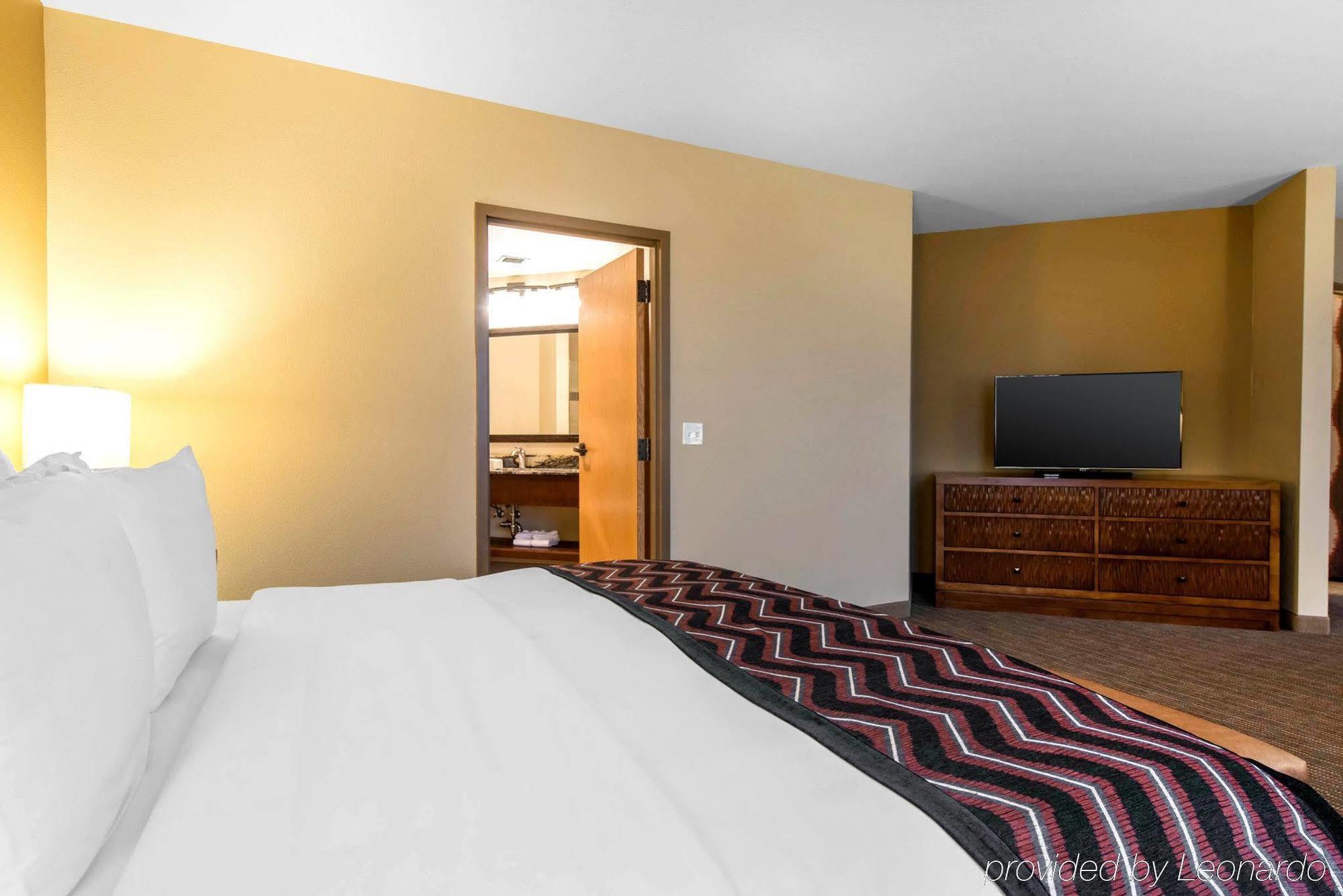 The Golden Hotel, Ascend Hotel Collection Exterior photo